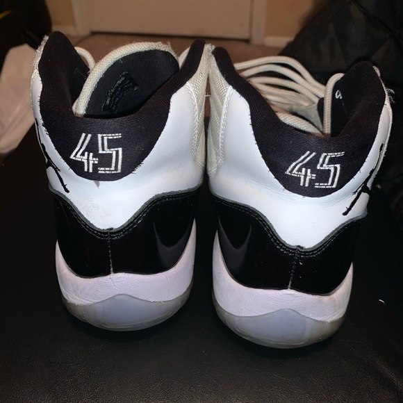 Concord 11’s they are a size 10.5 have been worn - Picture 3 of 4